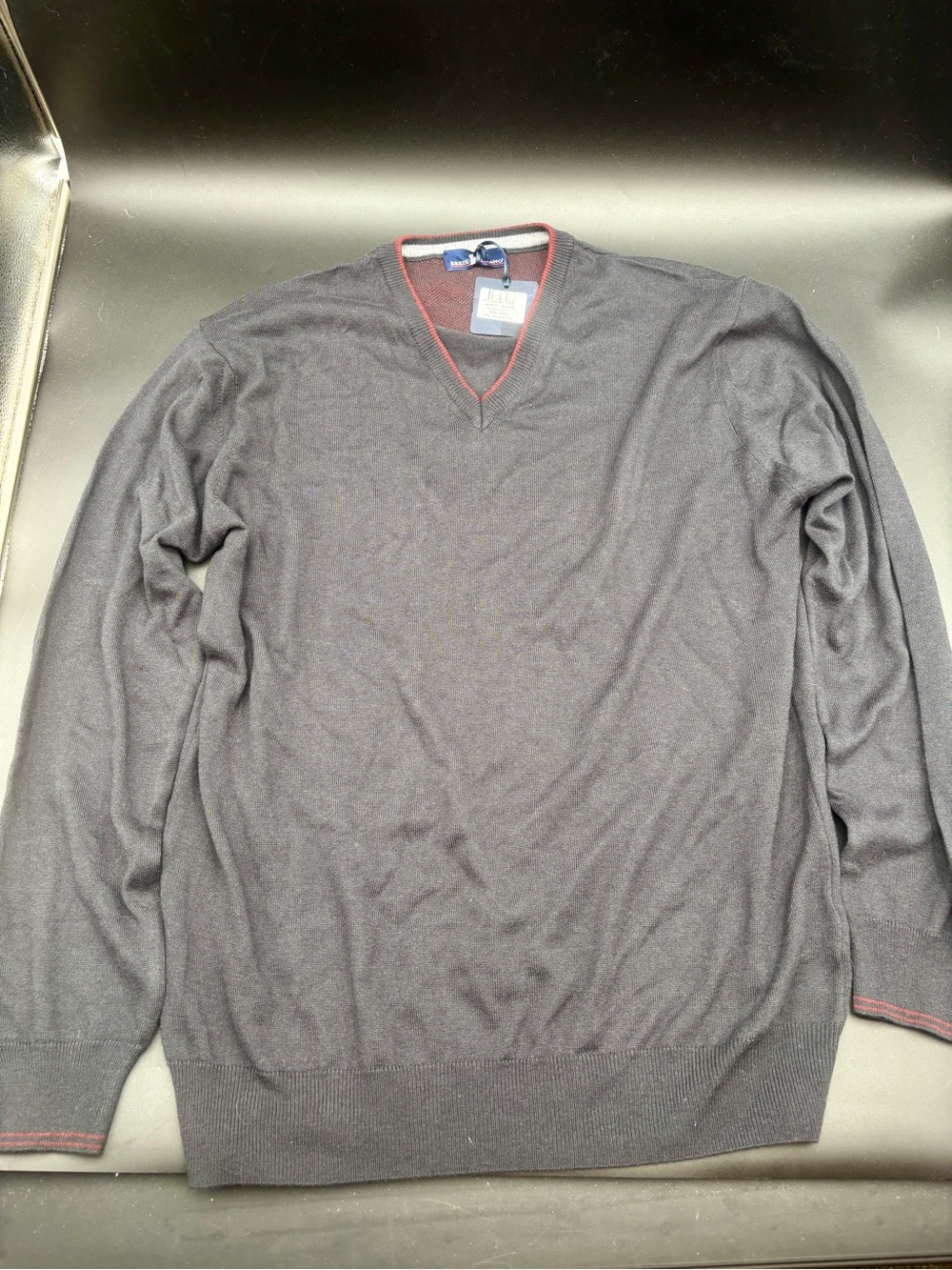 NWT Eredi Pisano Roma Anthracite Grey V-Neck Sweater Red Trim Italy Men”s Large